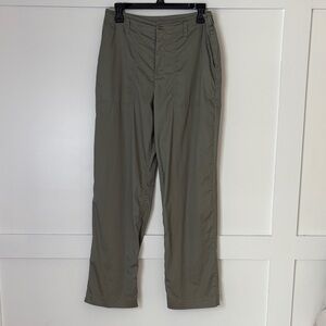 Chico's Women's Olive Chinos size 1
